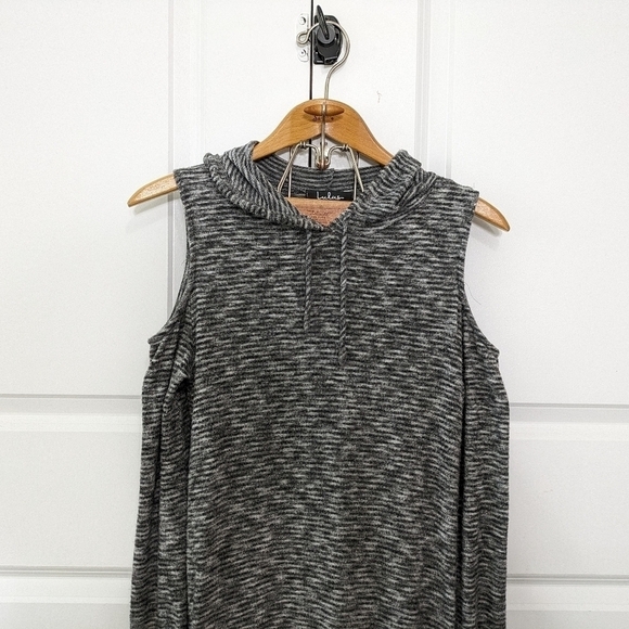 Lulu's Hoodie Dress Women's Medium Heather Gray Just You And Me Cold Shoulder - Picture 2 of 6